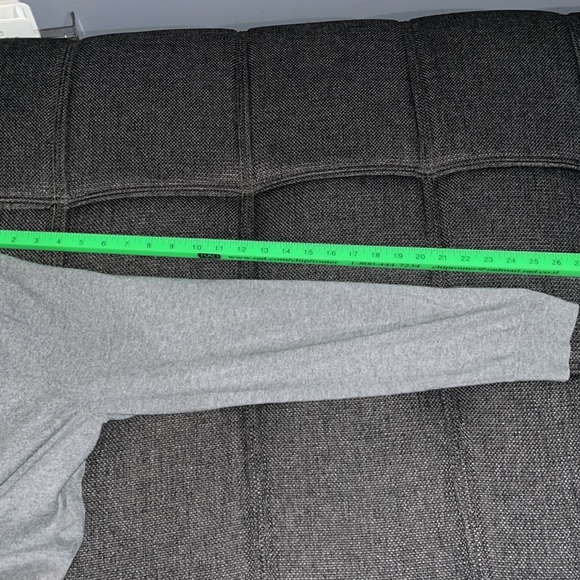 Gap Men’s V Neck Button Up Sweater - Picture 7 of 7